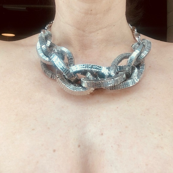 Banana Republic Chunky Interlocking Chain. - Picture 10 of 10